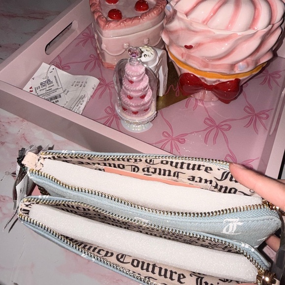 Juicy Couture Light Blue Denim Logo Dual-Zip Pouch - Picture 6 of 8